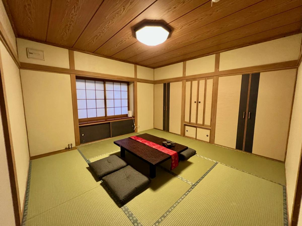 Yellow House By Lake Toya Toyako Exterior foto